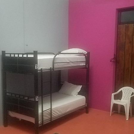 Hostal Xiinbal Mérida Rum bild